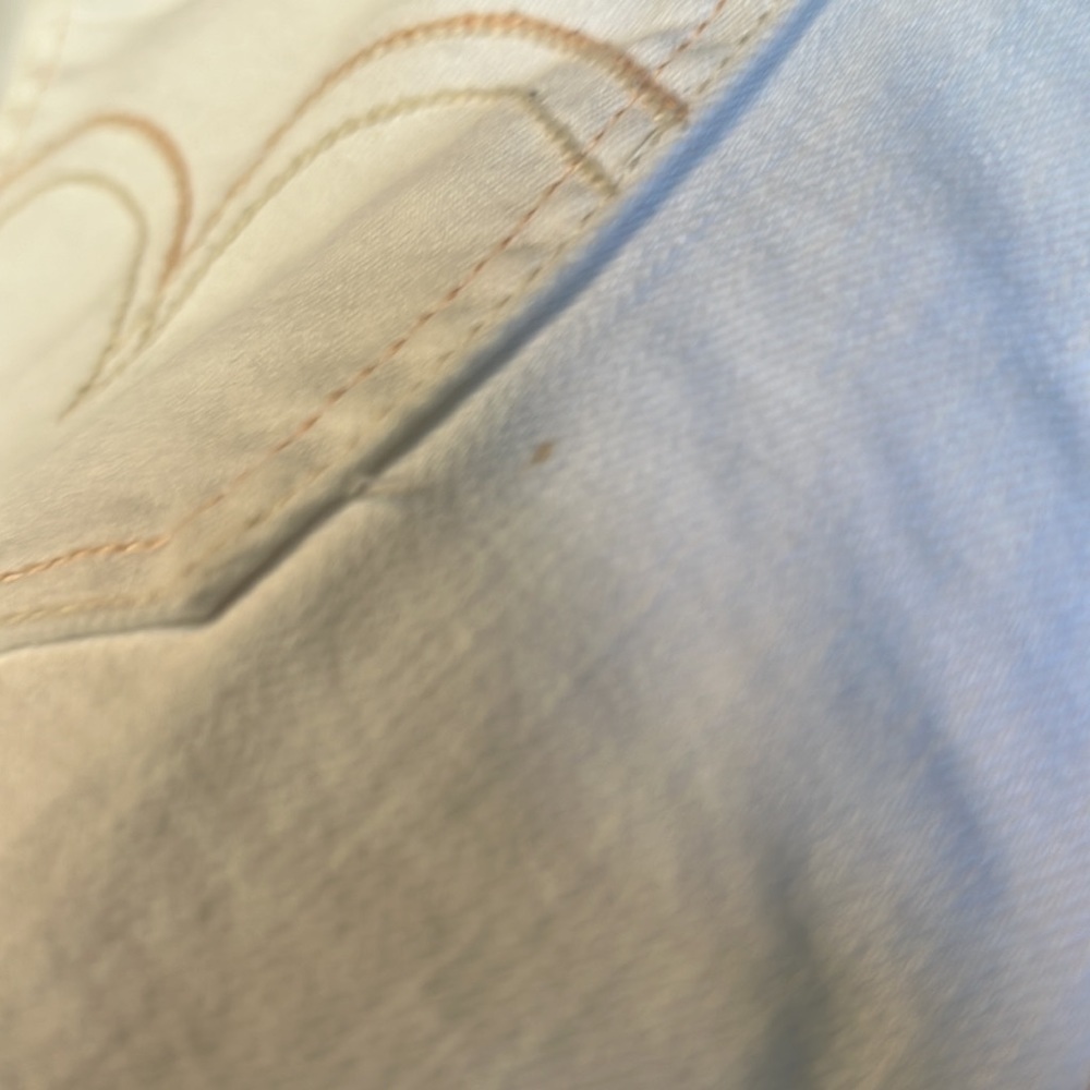 LEVIS SHORTS WHITE SIZE W30 PEACH & CREAM COLORED THREADS ROLLED HEM WHITE LABLE - Picture 16 of 17